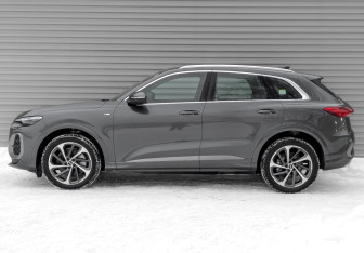 Новый Audi Q5 2025 (3 фото)