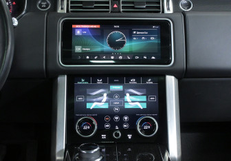 Подержанный автомобиль Land Rover Range Rover 2018 года (16 фото)