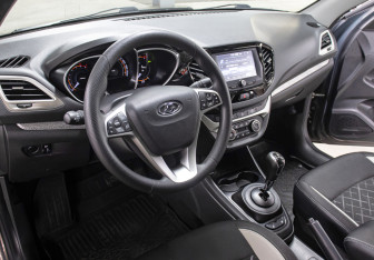 Подержанный автомобиль LADA (ВАЗ) Vesta Wagon 2017 года (15 фото)