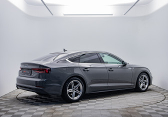 Подержанный автомобиль Audi A5 Liftback 2018 года (5 фото)