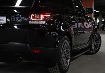 Подержанный автомобиль Land Rover Range Rover Sport 2017 года (27 фото)