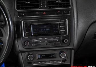 Подержанный автомобиль Volkswagen Polo Sedan 2013 года (14 фото)