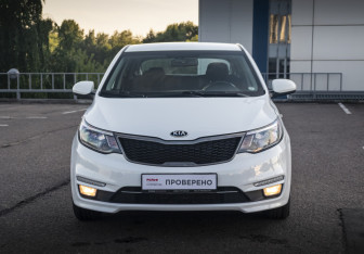 Подержанный автомобиль Kia Rio Hatchback 2016 года (2 фото)