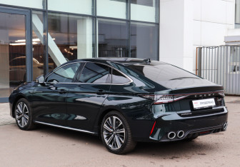 Подержанный автомобиль Chery Arrizo 8 2023 года (6 фото)