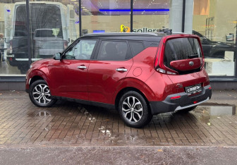 Подержанный автомобиль Kia Soul 2019 года (6 фото)
