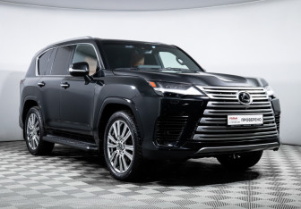 Подержанный автомобиль Lexus LX 2024 года (3 фото)