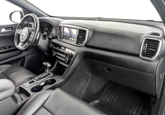 Подержанный автомобиль Kia Sportage 2021 года (11 фото)