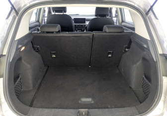 Подержанный автомобиль Geely Coolray 2022 года (10 фото)