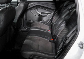 Подержанный автомобиль Ford Kuga 2018 года (10 фото)