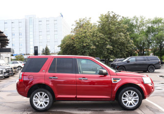 Подержанный автомобиль Land Rover Freelander 2008 года (4 фото)