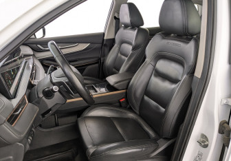 Подержанный автомобиль Exeed LX 2022 года (21 фото)