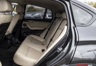 Подержанный автомобиль BMW X4 2017 года (8 фото)