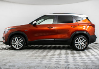 Подержанный автомобиль Kia Seltos 2020 года (8 фото)