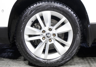 Подержанный автомобиль Skoda Karoq 2020 года (26 фото)