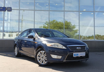Подержанный автомобиль Ford Mondeo Sedan 2010 года (3 фото)