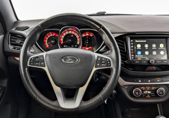 Подержанный автомобиль LADA (ВАЗ) Vesta Sedan 2022 года (21 фото)