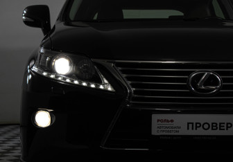 Подержанный автомобиль Lexus RX 2013 года (17 фото)