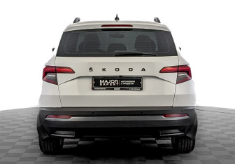 Подержанный автомобиль Skoda Karoq 2020 года (6 фото)