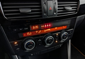 Подержанный автомобиль Mazda CX-5 2014 года (21 фото)