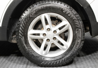 Подержанный автомобиль SsangYong Actyon 2011 года (21 фото)