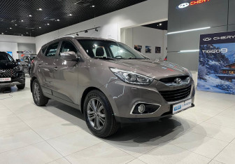 Подержанный автомобиль Hyundai ix35 2013 года (3 фото)