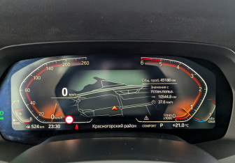 Подержанный автомобиль BMW X5 2019 года (15 фото)