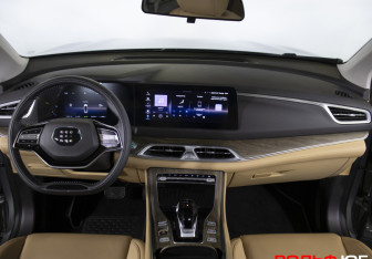 Подержанный автомобиль Evolute i-SPACE 2024 года (15 фото)