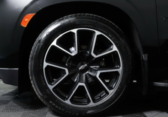 Подержанный автомобиль Chevrolet Tahoe 2021 года (7 фото)