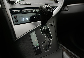 Подержанный автомобиль Lexus RX 2013 года (22 фото)