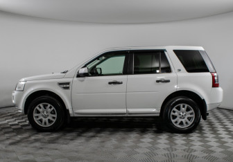 Подержанный автомобиль Land Rover Freelander 2011 года (7 фото)