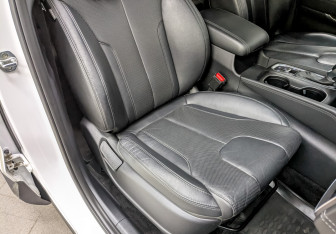 Подержанный автомобиль Hyundai Santa Fe 2019 года (23 фото)