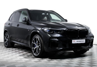 Подержанный автомобиль BMW X5 2021 года (3 фото)