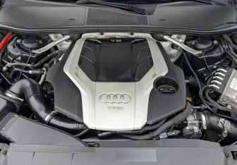 Подержанный автомобиль Audi A6 Sedan 2018 года (9 фото)