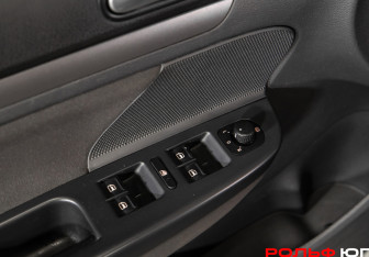 Подержанный автомобиль Volkswagen Jetta Sedan 2008 года (14 фото)