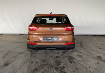 Подержанный автомобиль Hyundai Creta 2017 года (6 фото)