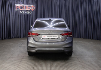 Подержанный автомобиль Hyundai Solaris Sedan 2019 года (6 фото)
