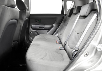 Подержанный автомобиль Kia Soul 2012 года (10 фото)