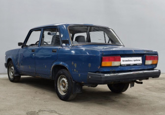 Подержанный автомобиль LADA (ВАЗ) 2107 2008 года (7 фото)