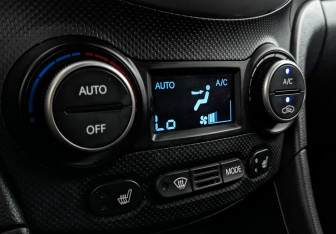 Подержанный автомобиль Hyundai Solaris Sedan 2016 года (24 фото)