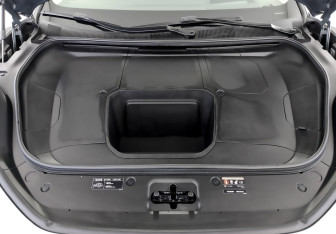 Подержанный автомобиль Zeekr 001 2022 года (9 фото)