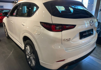 Новый Mazda CX-5 2025 (3 фото)