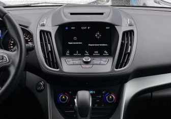 Подержанный автомобиль Ford Kuga 2019 года (12 фото)