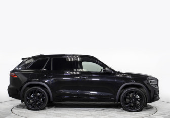 Подержанный автомобиль Geely Monjaro 2024 года (4 фото)