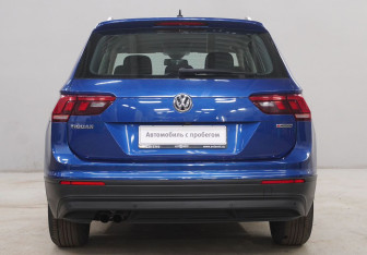 Подержанный автомобиль Volkswagen Tiguan 2020 года (6 фото)