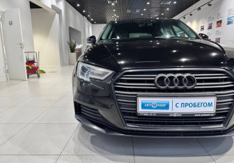 Подержанный автомобиль Audi A3 Hatchback 2016 года (8 фото)