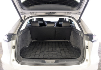 Подержанный автомобиль Changan UNI-K 2023 года (10 фото)