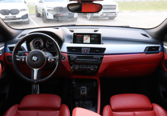 Подержанный автомобиль BMW X2 2019 года (12 фото)