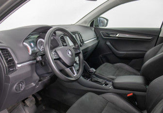 Подержанный автомобиль Skoda Karoq 2020 года (10 фото)