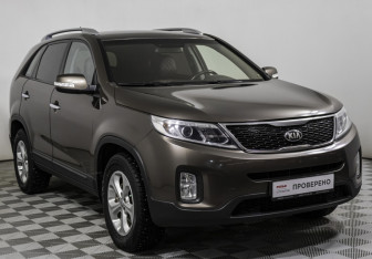 Подержанный автомобиль Kia Sorento 2015 года (3 фото)