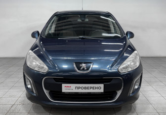 Подержанный автомобиль Peugeot 308 Hatchback 2013 года (2 фото)
